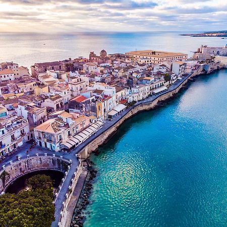 Ortigia Palace Syracuse Exterior photo